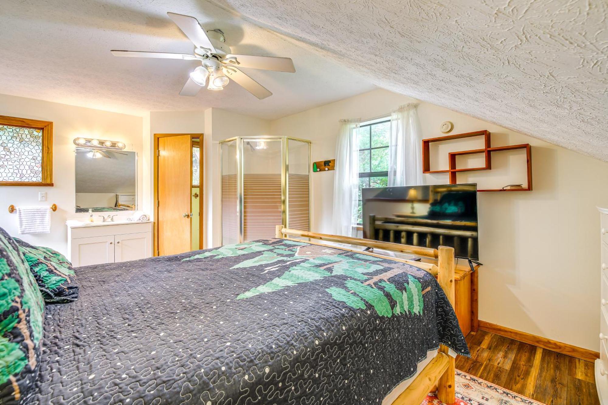Pet-Friendly Sevierville Rental With Private Hot Tub Екстериор снимка